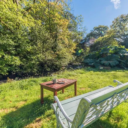Holiday home Pass The Keys Traditional Lakeland House With Beautiful Gardens Ulverston