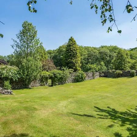 Pass The Keys Traditional Lakeland House With Beautiful Gardens * Ulverston
