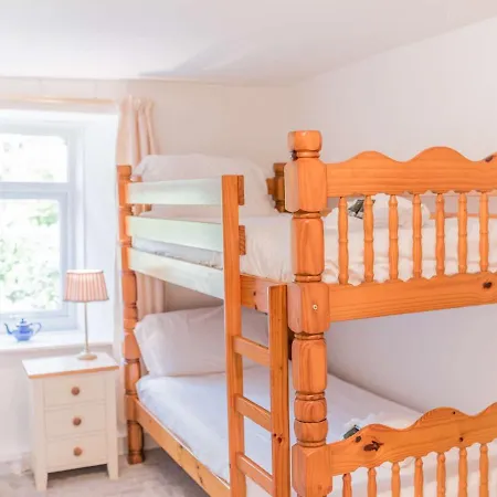 Pass The Keys Traditional Lakeland House With Beautiful Gardens Dom wakacyjny Ulverston