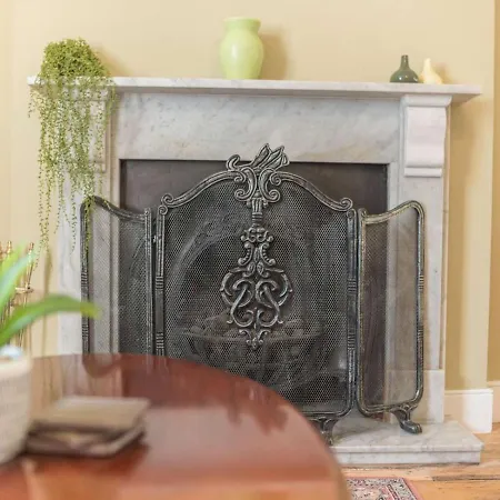 Pass The Keys Traditional Lakeland House With Beautiful Gardens